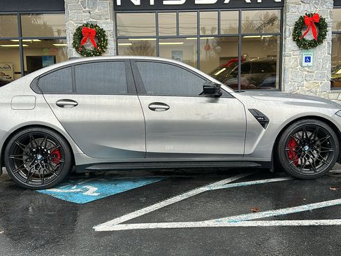 Used 2021 BMW M3 w/ Executive Package image 28
