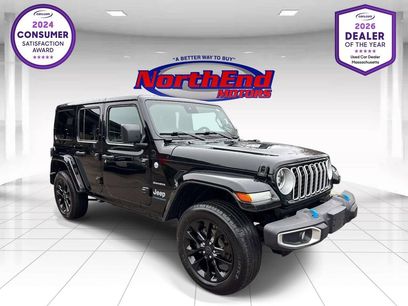 Used 2024 Jeep Wrangler Unlimited Sahara w/ Technology Group