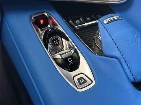 Used 2023 Chevrolet Corvette Stingray Premium Conv w/ Z51 Performance Package RWD image 21