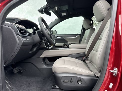 New 2025 GMC Acadia Elevation w/ Elevation Premium Package image 16