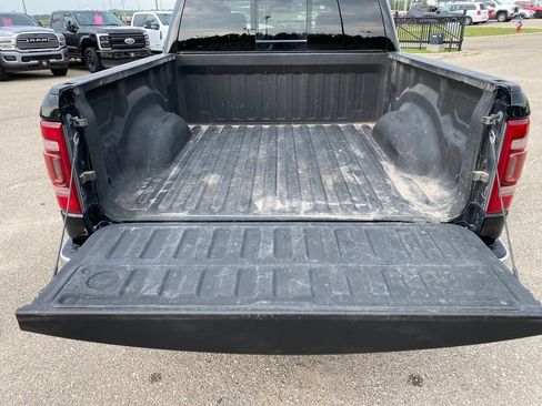 Used 2019 RAM 1500 Laramie AWD/4WD image 22