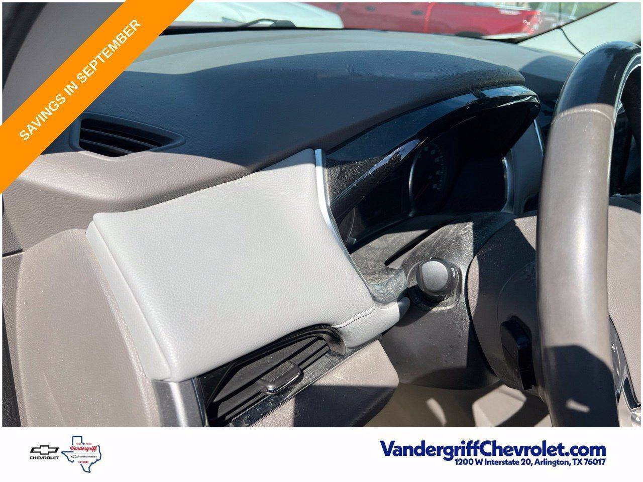 Used 2019 Chevrolet Traverse LT FWD image 15