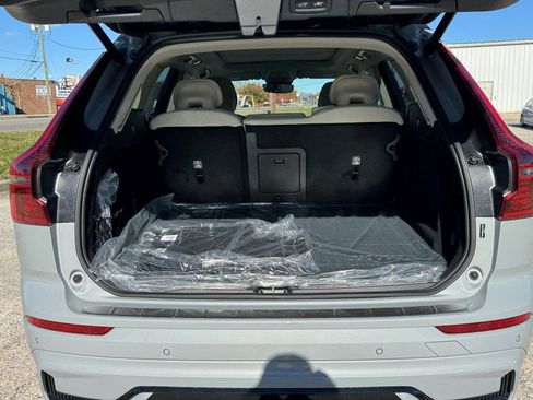 New 2026 Volvo XC60 B5 Ultra w/ Protection Package Premier image 15