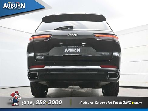 Used 2024 Jeep Grand Cherokee L Overland w/ Trailer Tow Package image 19
