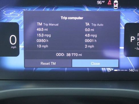 Used 2023 Volvo XC60 B5 Plus w/ Climate Package AWD/4WD image 28