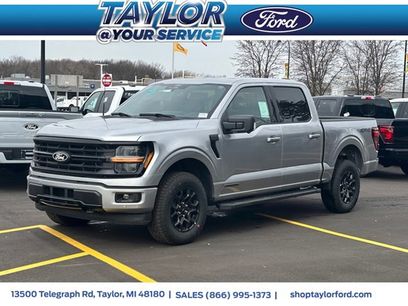 New 2025 Ford F150 XLT w/ Equipment Group 302A MID
