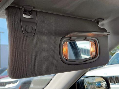 Certified 2022 Jeep Compass Latitude w/ Convenience Group image 30