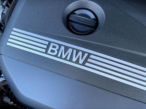New 2026 BMW X1 xDrive28i w/ Technology Package AWD/4WD image 17