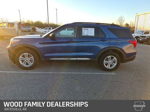Used 2023 Ford Explorer XLT w/ Equipment Group 202A image 2