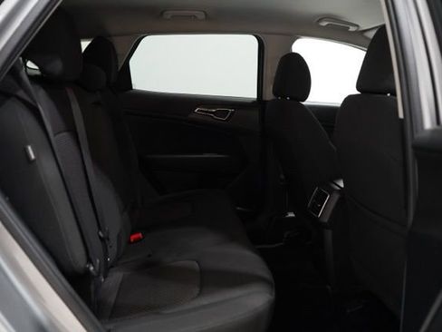 Used 2025 Kia Sportage LX FWD image 36