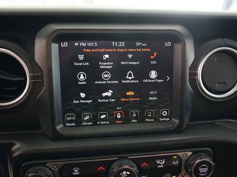 Used 2023 Jeep Wrangler Unlimited Sahara AWD/4WD image 33