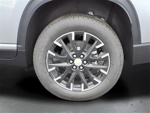 New 2026 Chevrolet Traverse LT w/ Sun and Wheel Package image 27