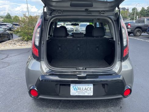 Used 2016 Kia Soul + FWD image 32