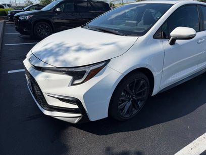 Used 2025 Toyota Corolla SE w/ SE Premium Package