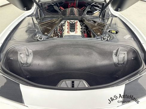 Used 2021 Chevrolet Corvette Stingray Premium Cpe w/ Z51 Performance Package RWD image 34