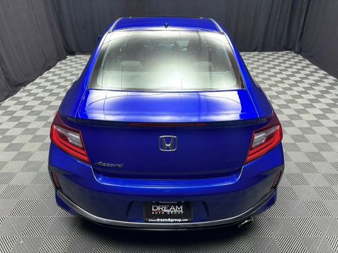 Used 2017 Honda Accord EX image 4