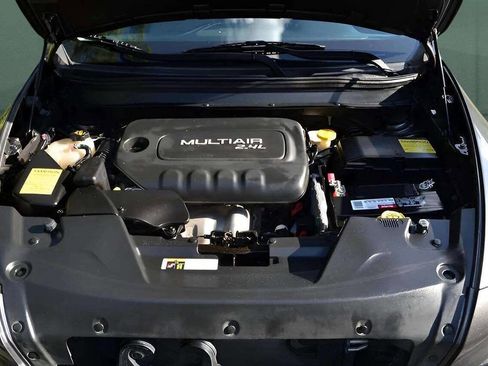 Used 2017 Jeep Cherokee Latitude image 35