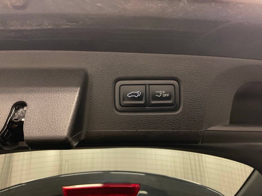 Used 2025 Kia Telluride S AWD/4WD image 28