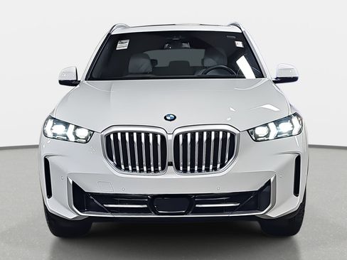 New 2026 BMW X5 xDrive40i image 2