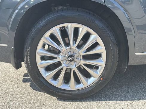 Used 2020 Hyundai Palisade Limited FWD image 19