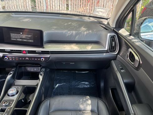 Used 2025 Kia Sorento EX w/ EX Panoramic Sunroof Package AWD/4WD image 20