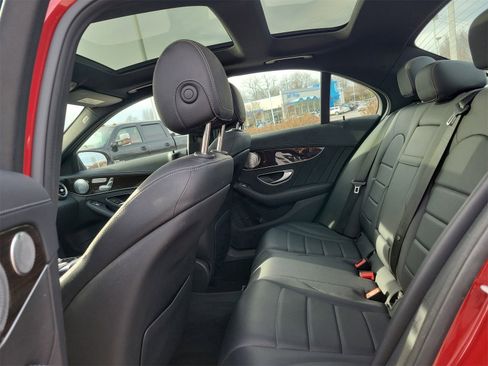 Used 2017 Mercedes-Benz C 300 4MATIC Sedan image 12