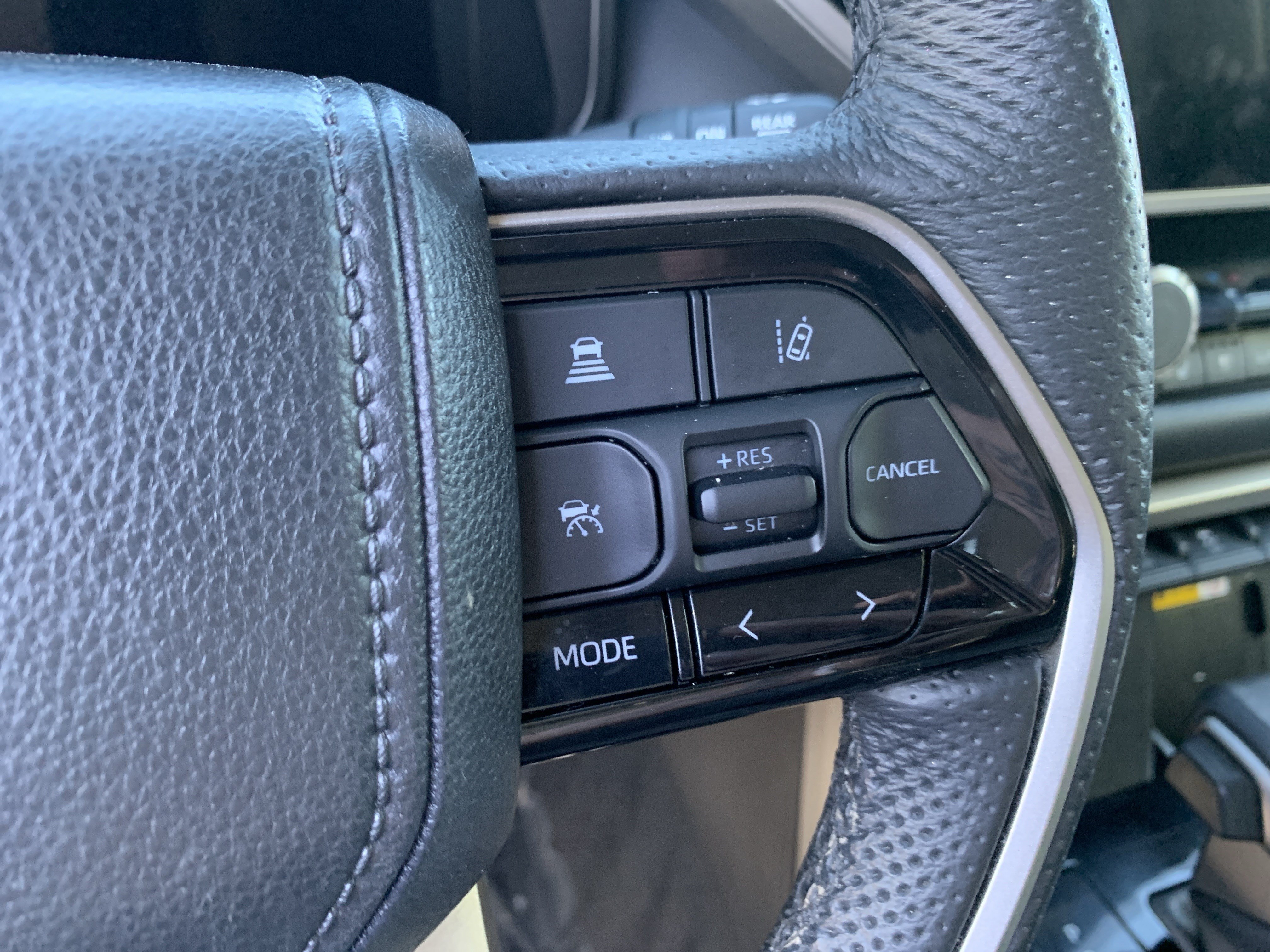 Used 2024 Toyota Sequoia Limited AWD/4WD image 20