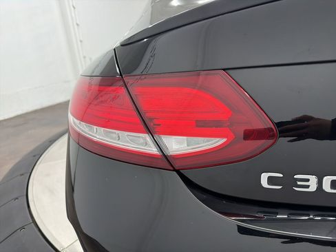 Used 2018 Mercedes-Benz C 300 C 300 image 11