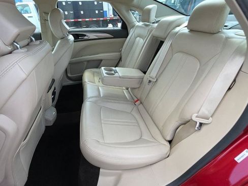 Used 2019 Lincoln MKZ Premiere FWD image 15