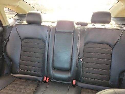 Used 2018 Ford Fusion SE w/ Equipment Group 601A image 9