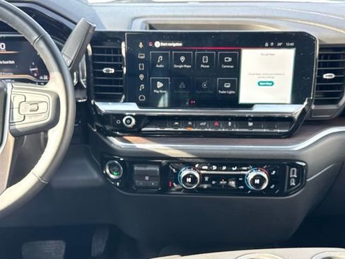 Used 2025 GMC Sierra 1500 SLT image 18