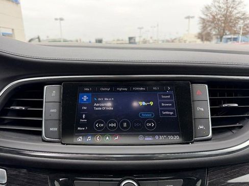 Used 2020 Buick Enclave Avenir w/ Avenir Technology Package image 17