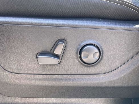 New 2026 RAM 1500 Big Horn AWD/4WD image 26