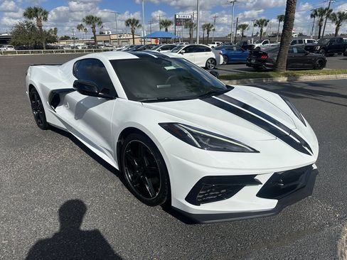 Used 2025 Chevrolet Corvette Stingray Coupe w/ 1LT image 8