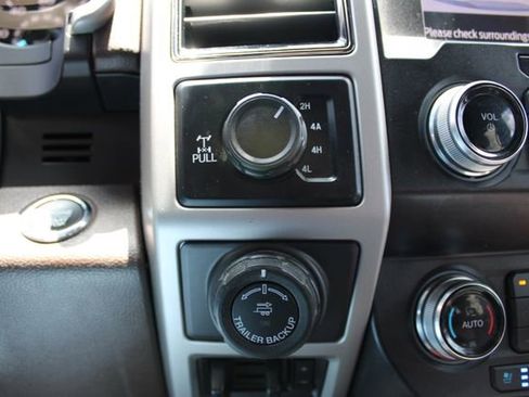 Used 2020 Ford F150 King Ranch w/ Equipment Group 601A Luxury AWD/4WD image 29