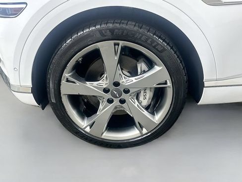 Used 2022 Genesis GV80 2.5T w/ Prestige Package 04 AWD/4WD image 32
