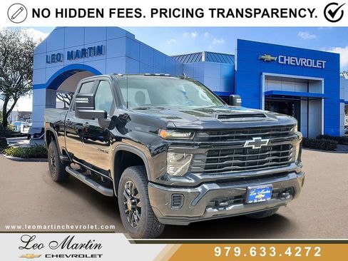 New 2026 Chevrolet Silverado 2500 Custom w/ Custom Value Package AWD/4WD image 2