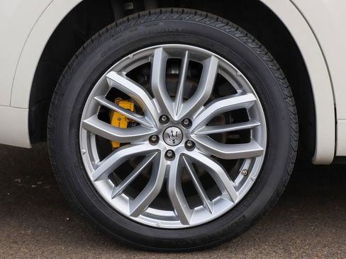 Used 2022 Maserati Levante GT image 55