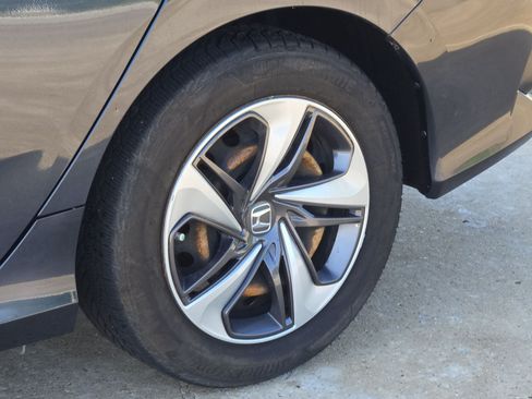 Used 2019 Honda Civic LX image 11