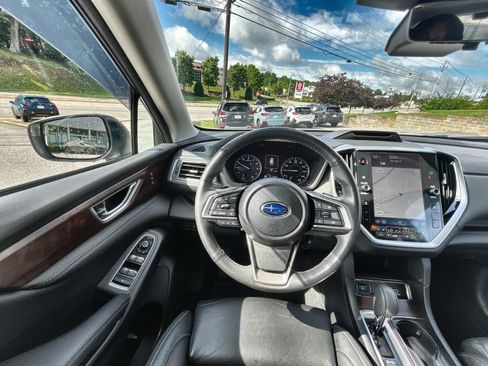 Certified 2023 Subaru Ascent Touring AWD/4WD image 18
