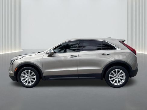 Certified 2023 Cadillac XT4 Luxury image 10