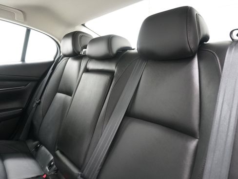 Used 2021 MAZDA MAZDA3 s FWD image 13