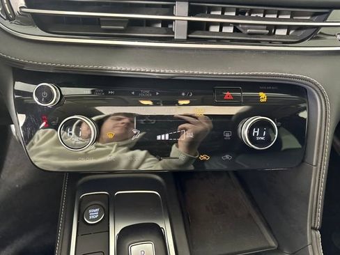 Used 2023 INFINITI QX60 Luxe image 24