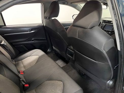Used 2020 Toyota Camry LE FWD image 15