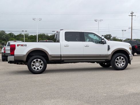 Used 2020 Ford F250 King Ranch w/ King Ranch Ultimate Package AWD/4WD image 2
