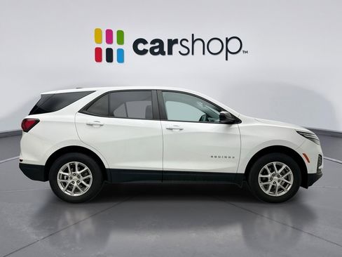 Used 2023 Chevrolet Equinox LS w/ LS Convenience Package image 6