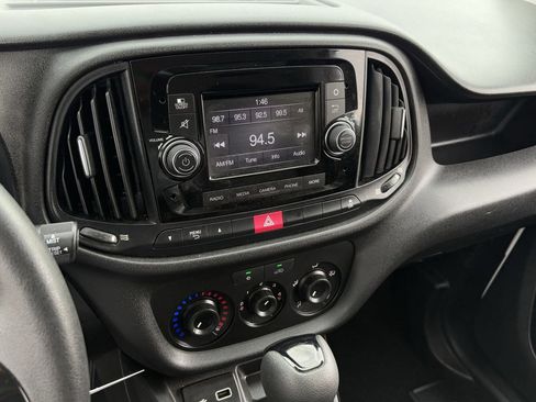 Used 2022 RAM ProMaster City Tradesman FWD image 19