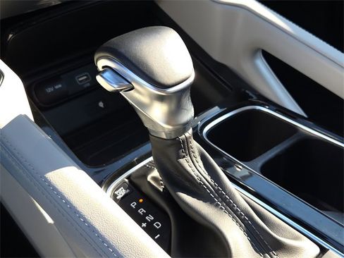 Used 2022 Kia Telluride EX w/ EX Premium Package image 23