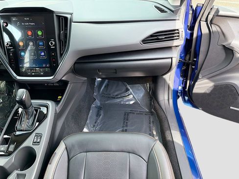 Used 2025 Subaru Crosstrek 2.5i Limited w/ Popular Package #3A image 17