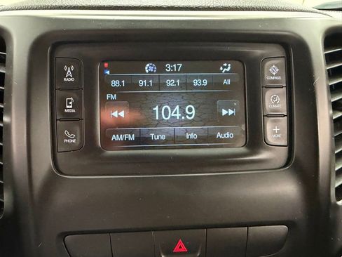 Used 2014 Jeep Cherokee Latitude FWD image 25